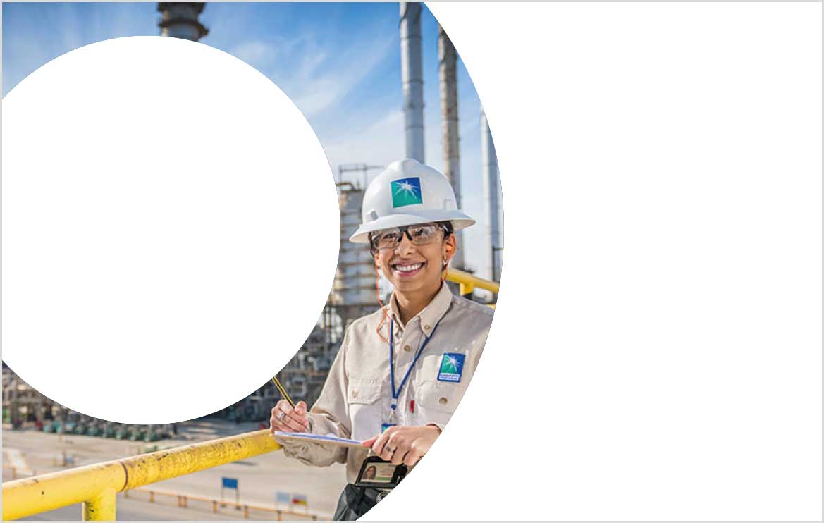 Aramco employee – smiling – gas plant 